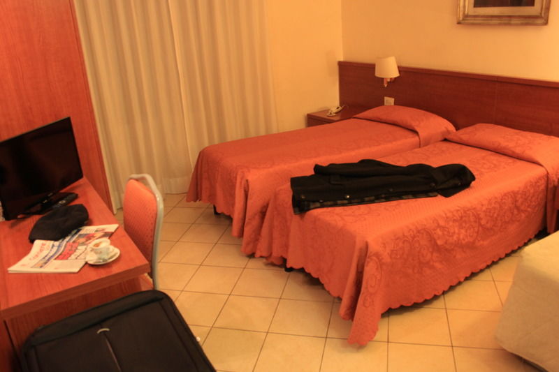Hotel Priscilla Roma Eksteriør bilde
